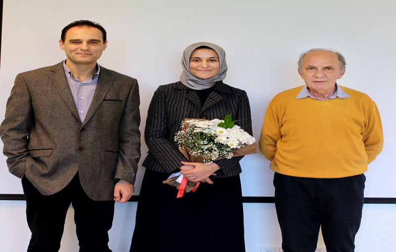 Buket Akkus, member of Yagci Lab, has successfully defended her MSc thesis.